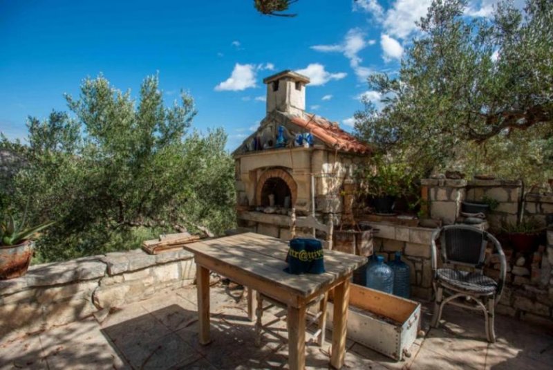 Athanati Kreta, Athanati: Kleines Haus mit großem Garten zu verkaufen Haus kaufen